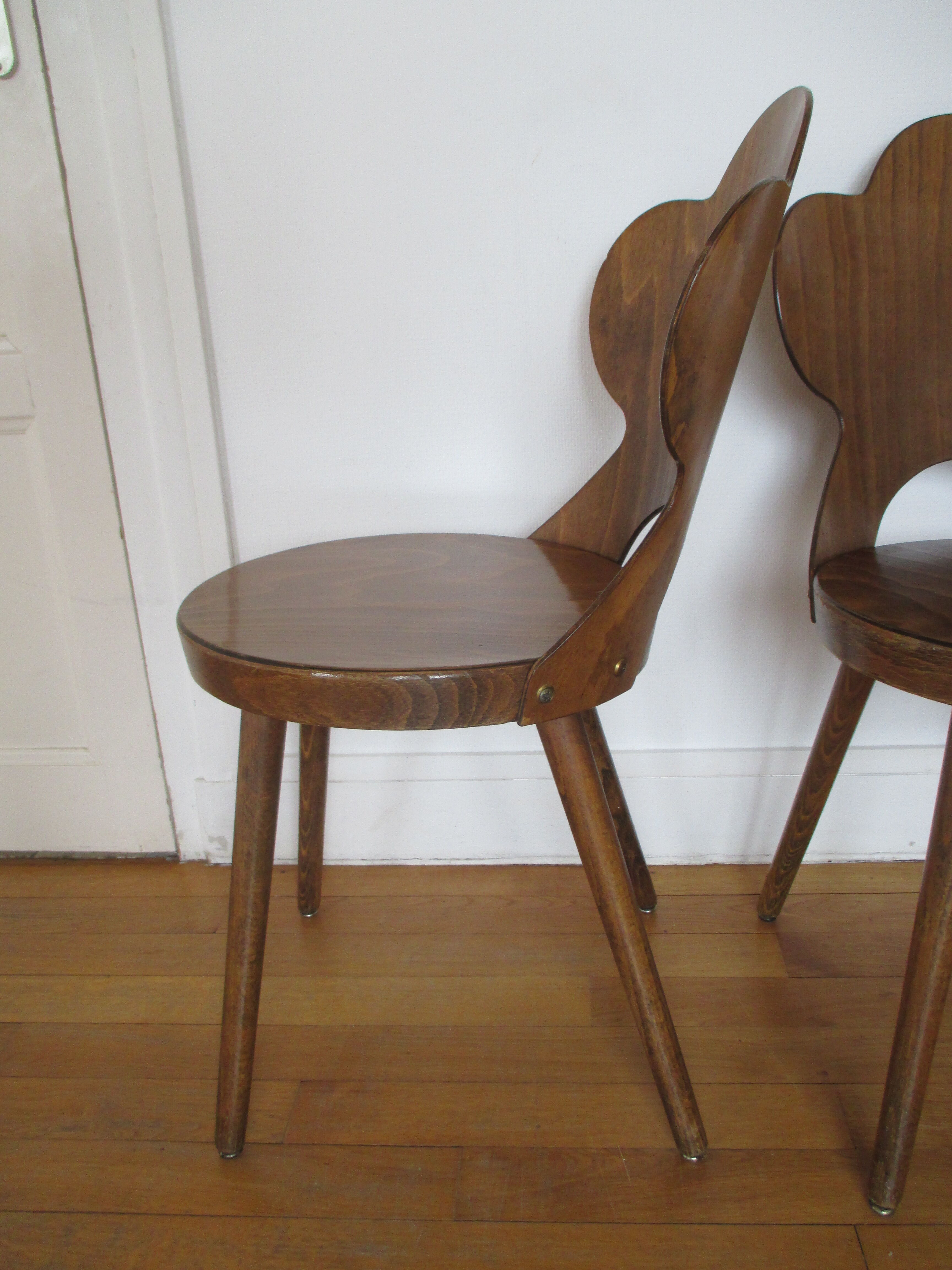 3 Trefle Bistrot Baumann chairs