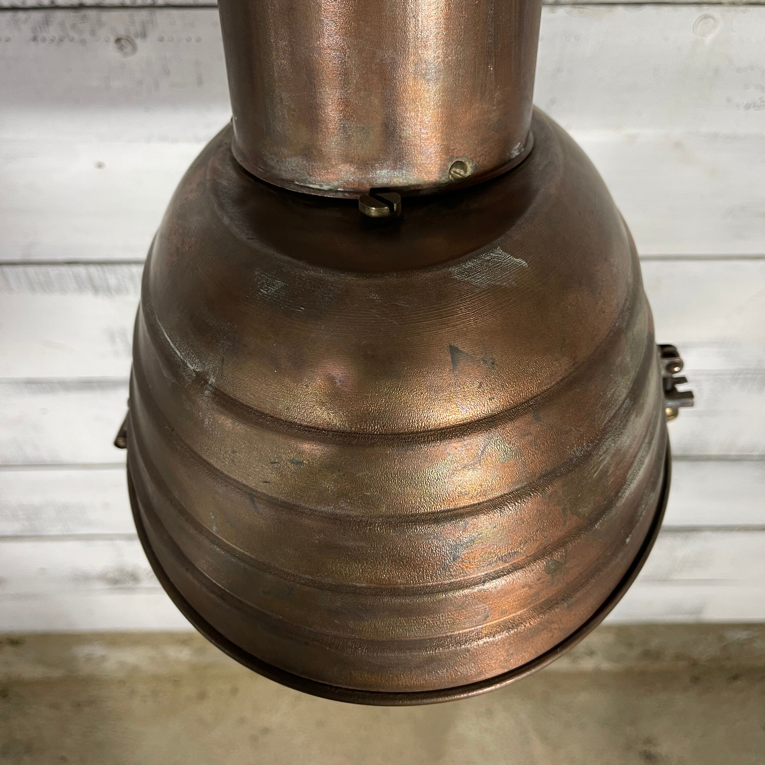 Wall lamp in copper and brass