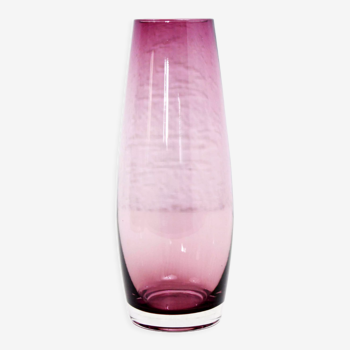 Vase vintage violet