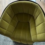 Fauteuil Moel par Inga Sempé pour Ligne Roset vert
