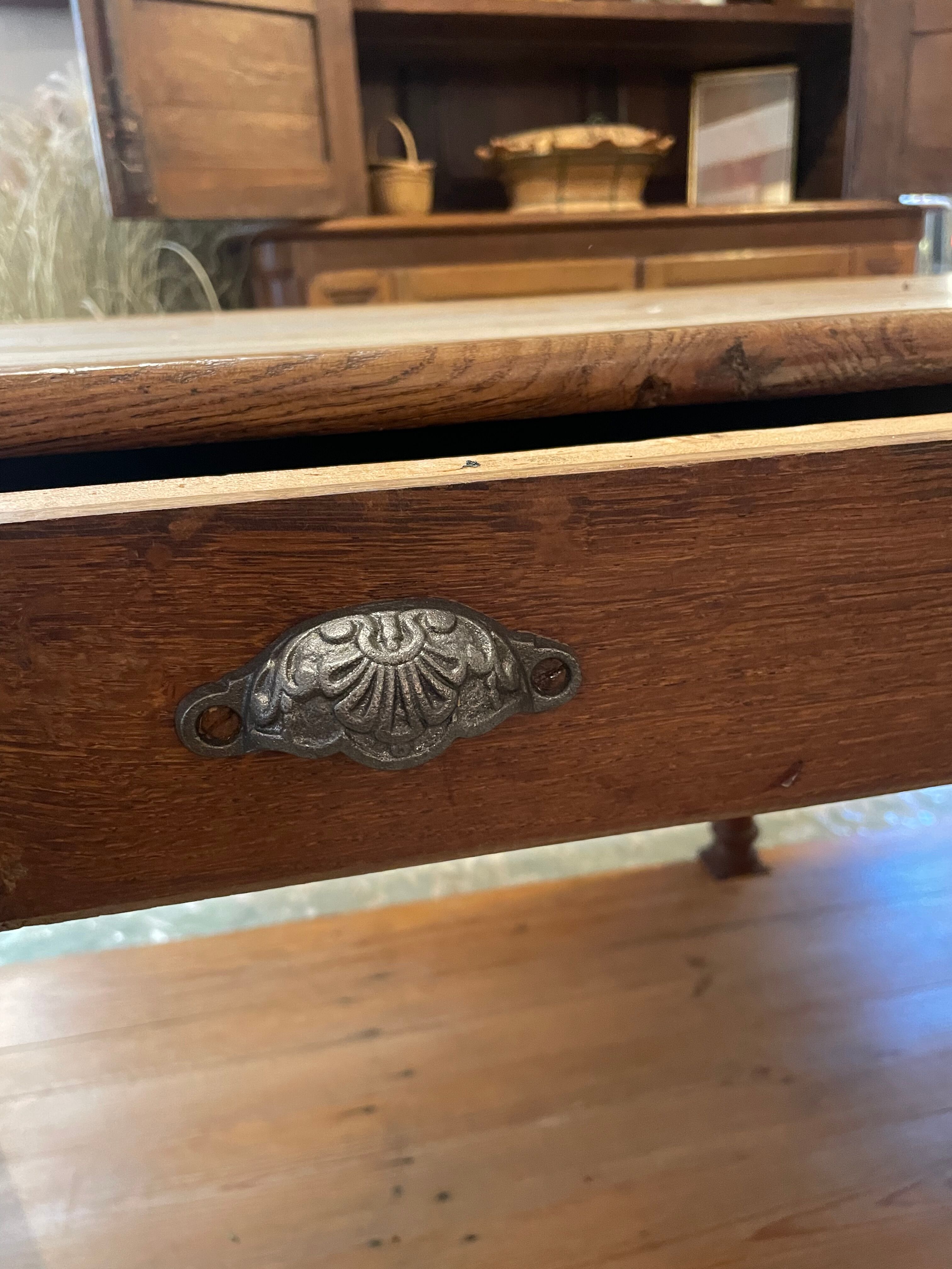 Oak draper table 2 drawers