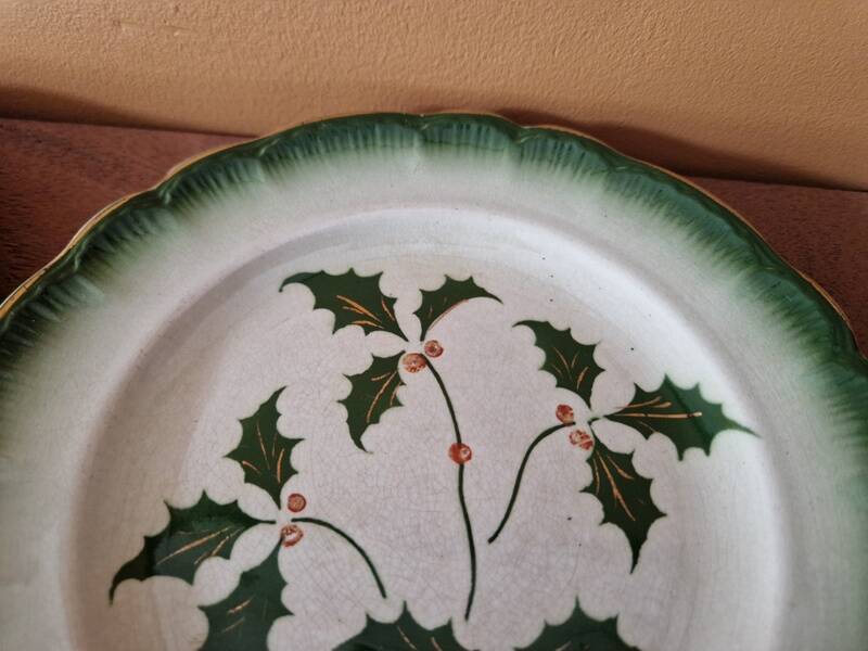 Badonviller - Set of 6 dessert plates in earthenware - Holly pattern