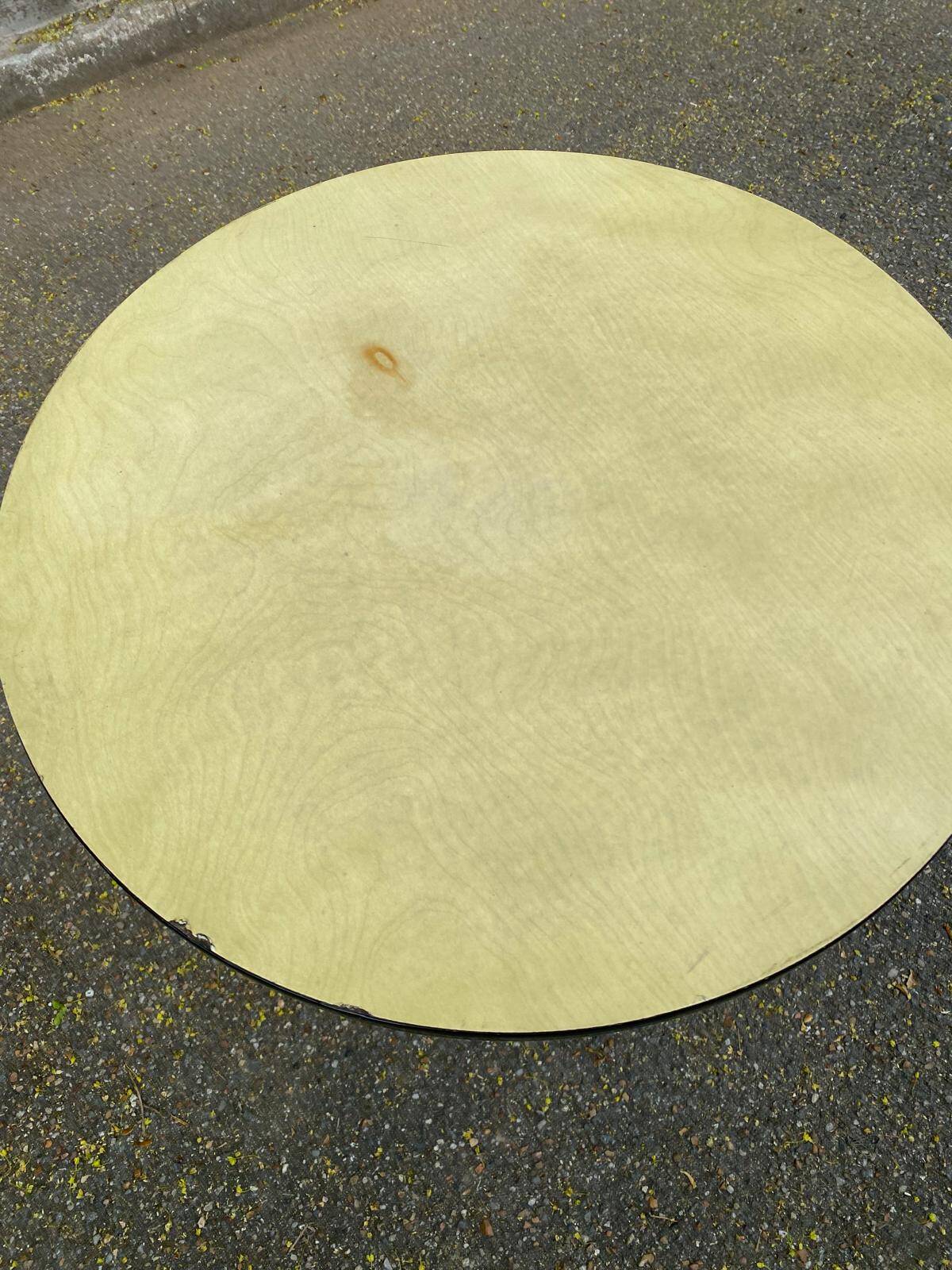 Round bistro table in cast iron and Bakelite, Louis Vuitton style, 1930s.
