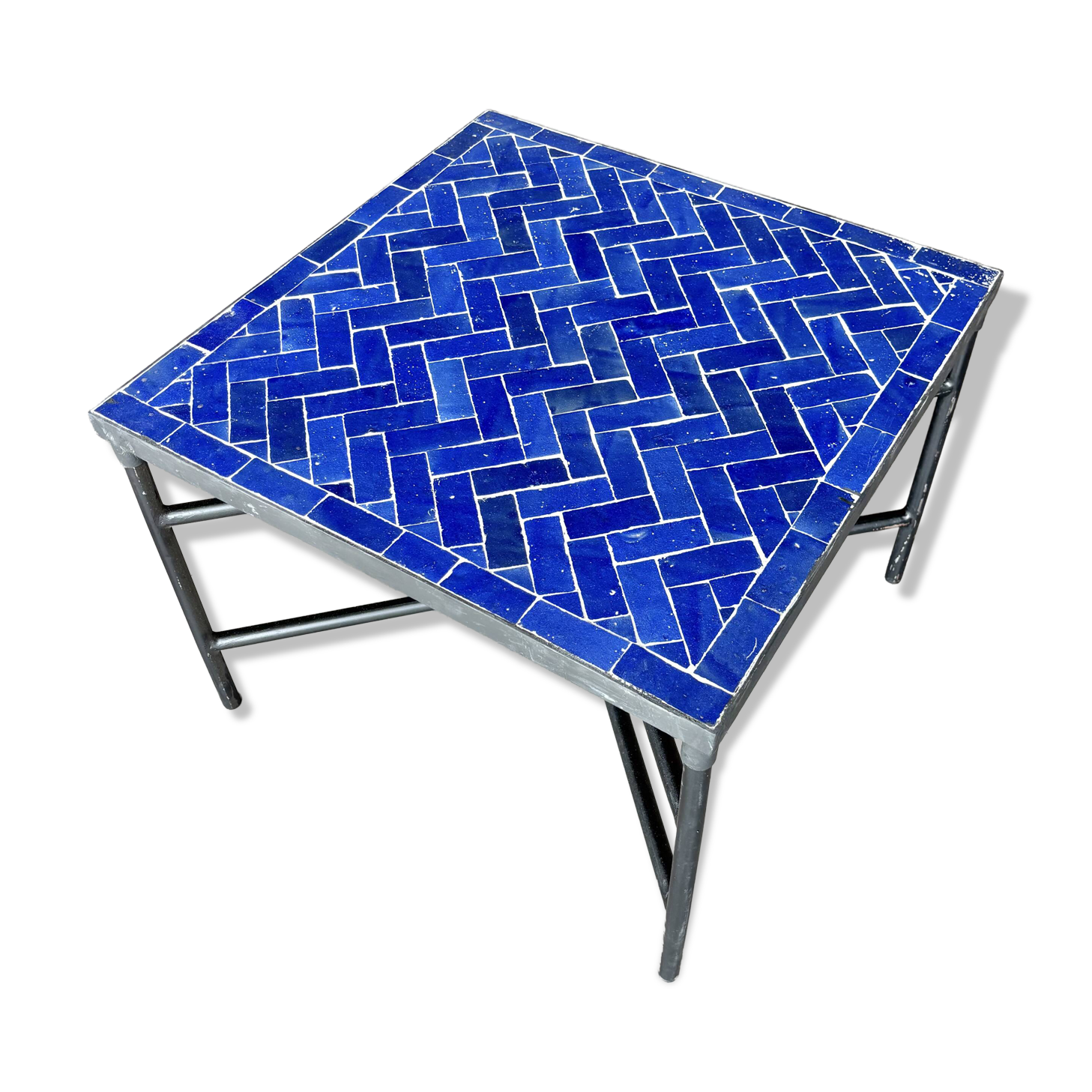 Square coffee table in Majorelle blue zellige, handmade – 60 × 60 cm