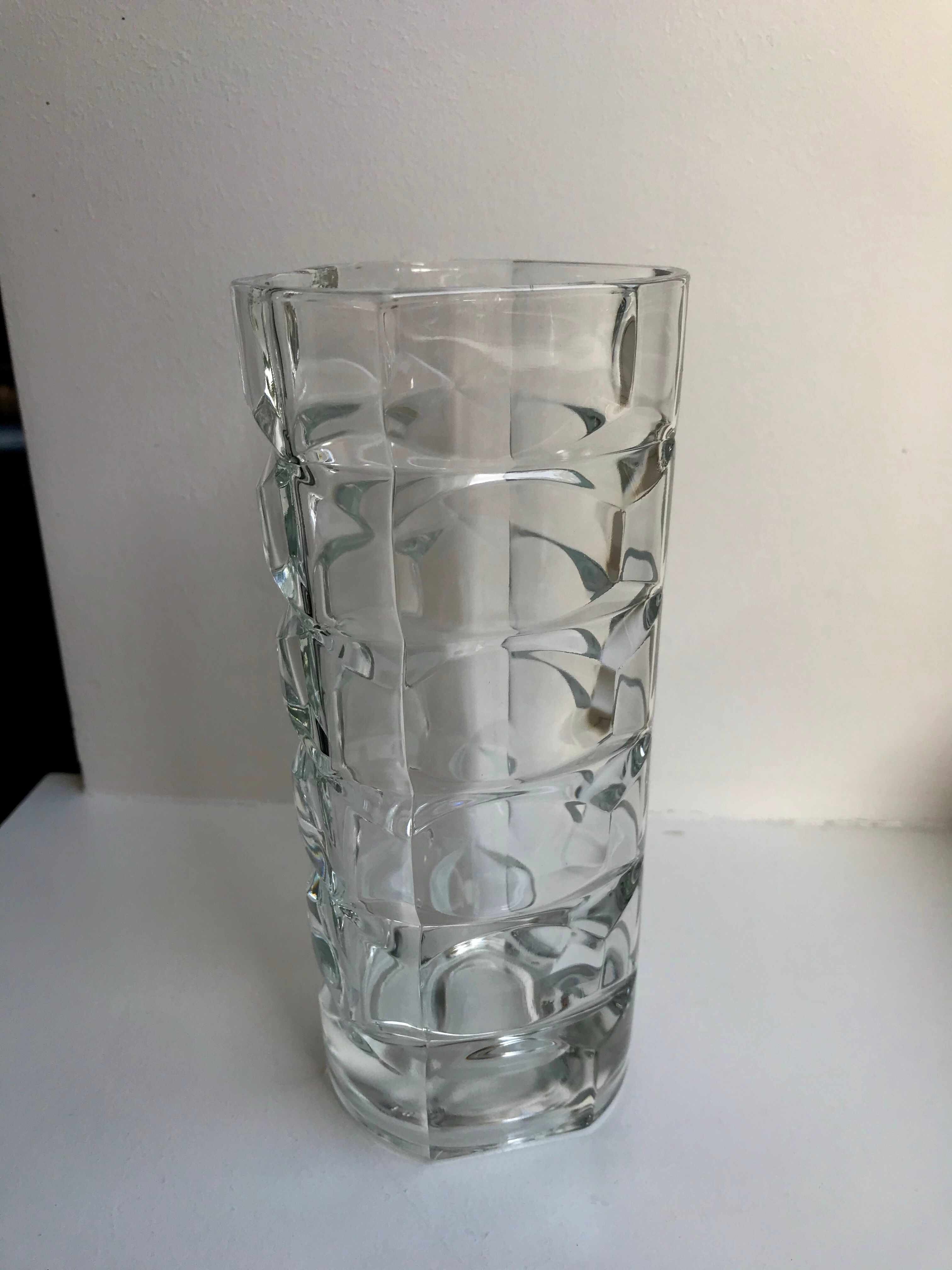 Art deco molded crystal glass vase