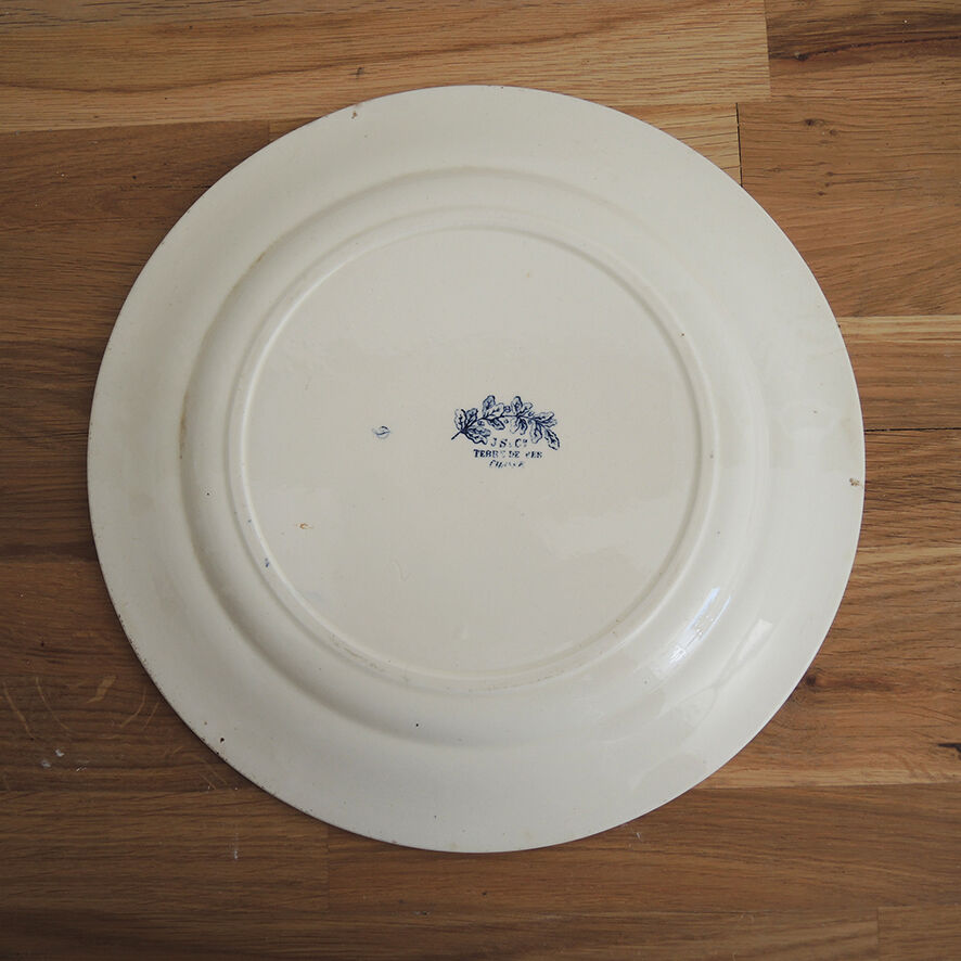 Old ironstone dish J S & Co – Hunting