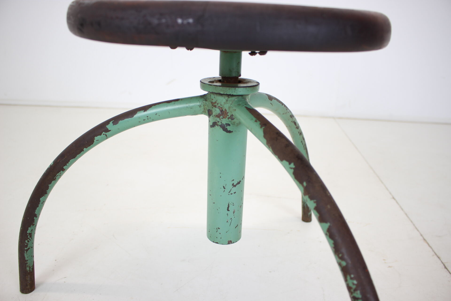 Vintage adjustable industrial stool with patina, 1950s