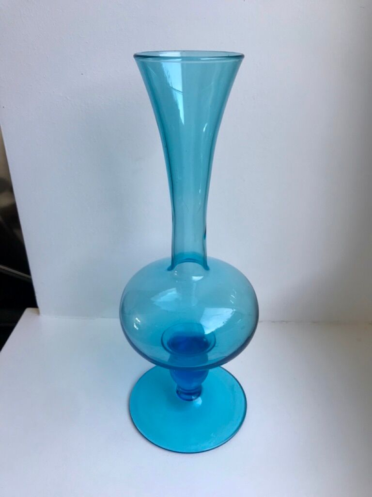 Design vase in turquoise blue glass 70s