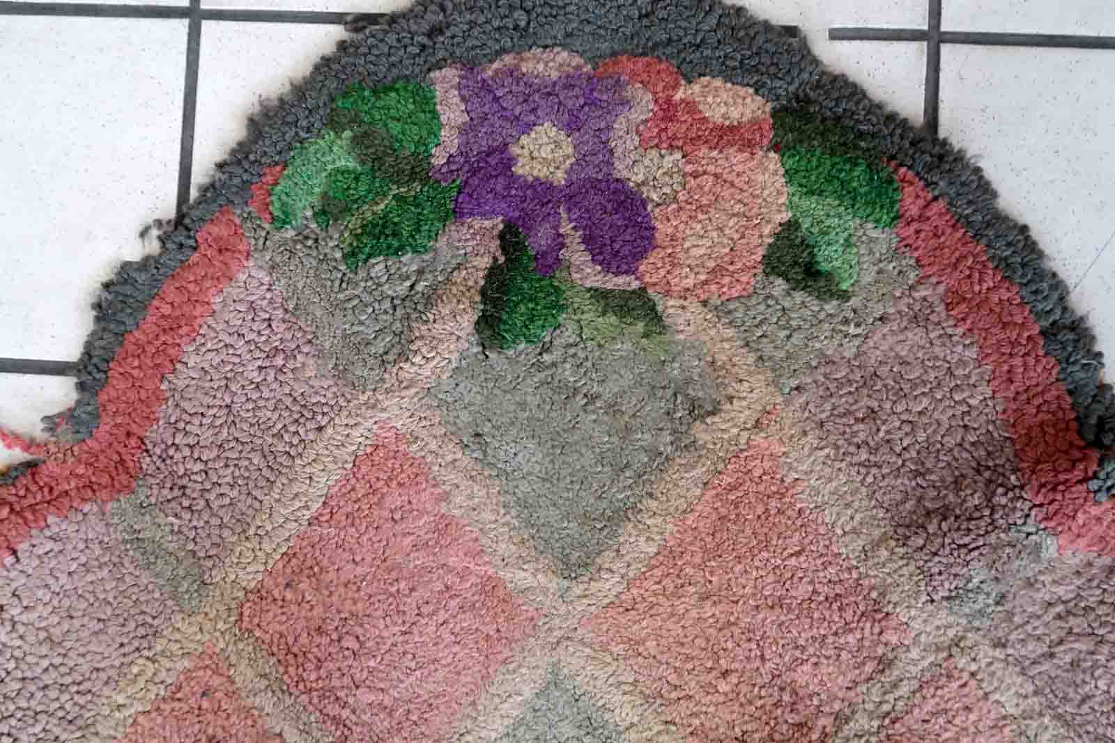 Handmade American vintage rug 90cm x 115cm 1960s