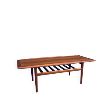 Grete Jalk teak coffee table, model "GJ106"
