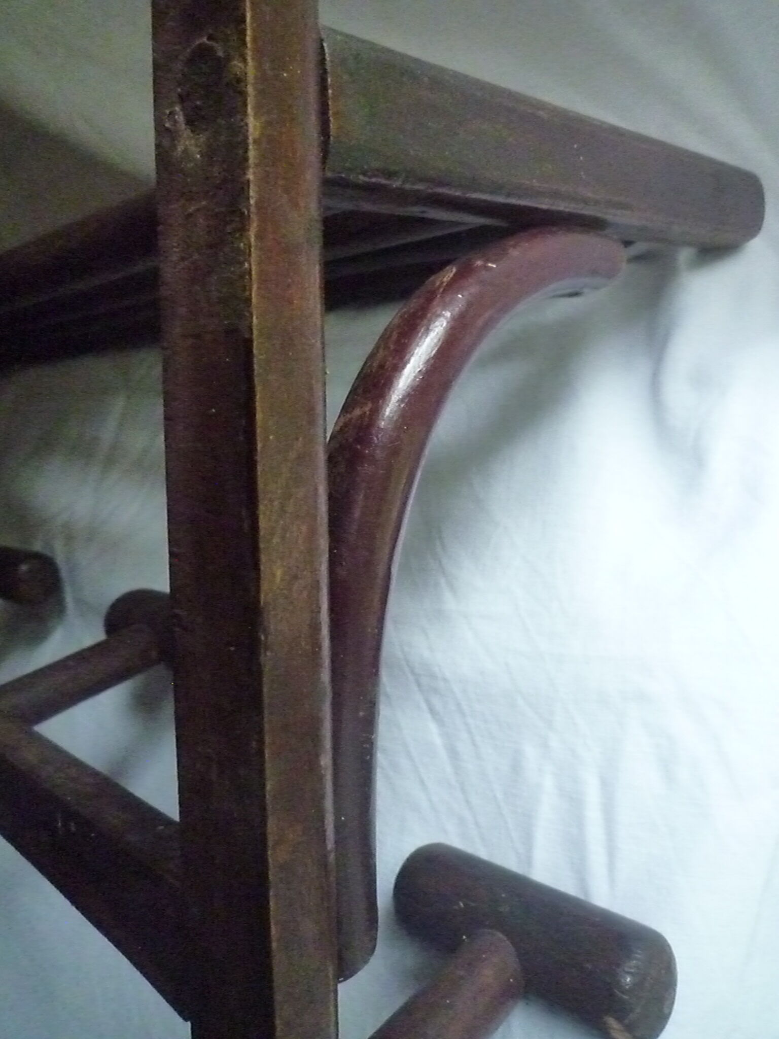 Coat rack platform early twentieth, brand gyf