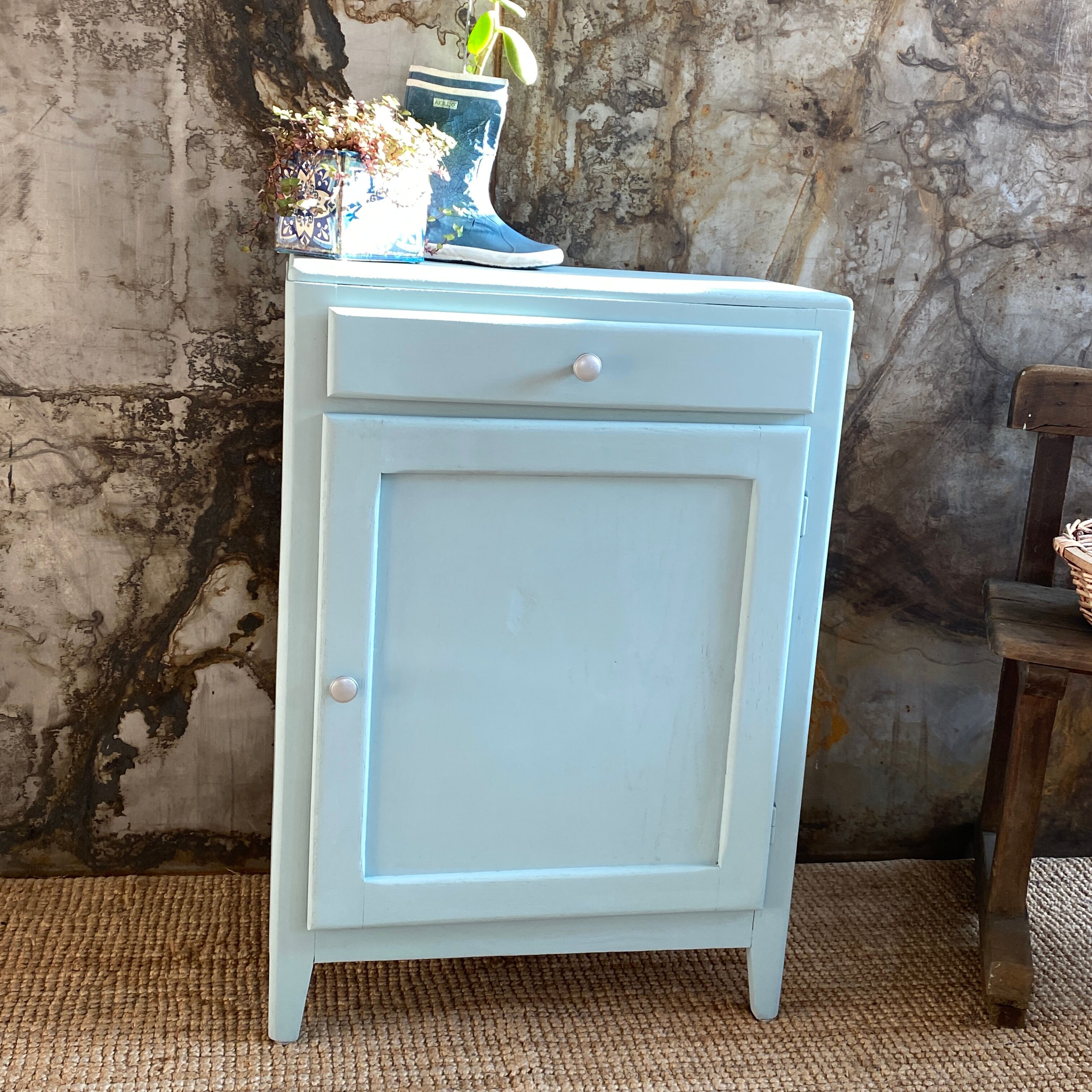 Renovated freshwater buffet