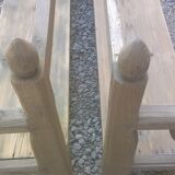 Pairs large church pew