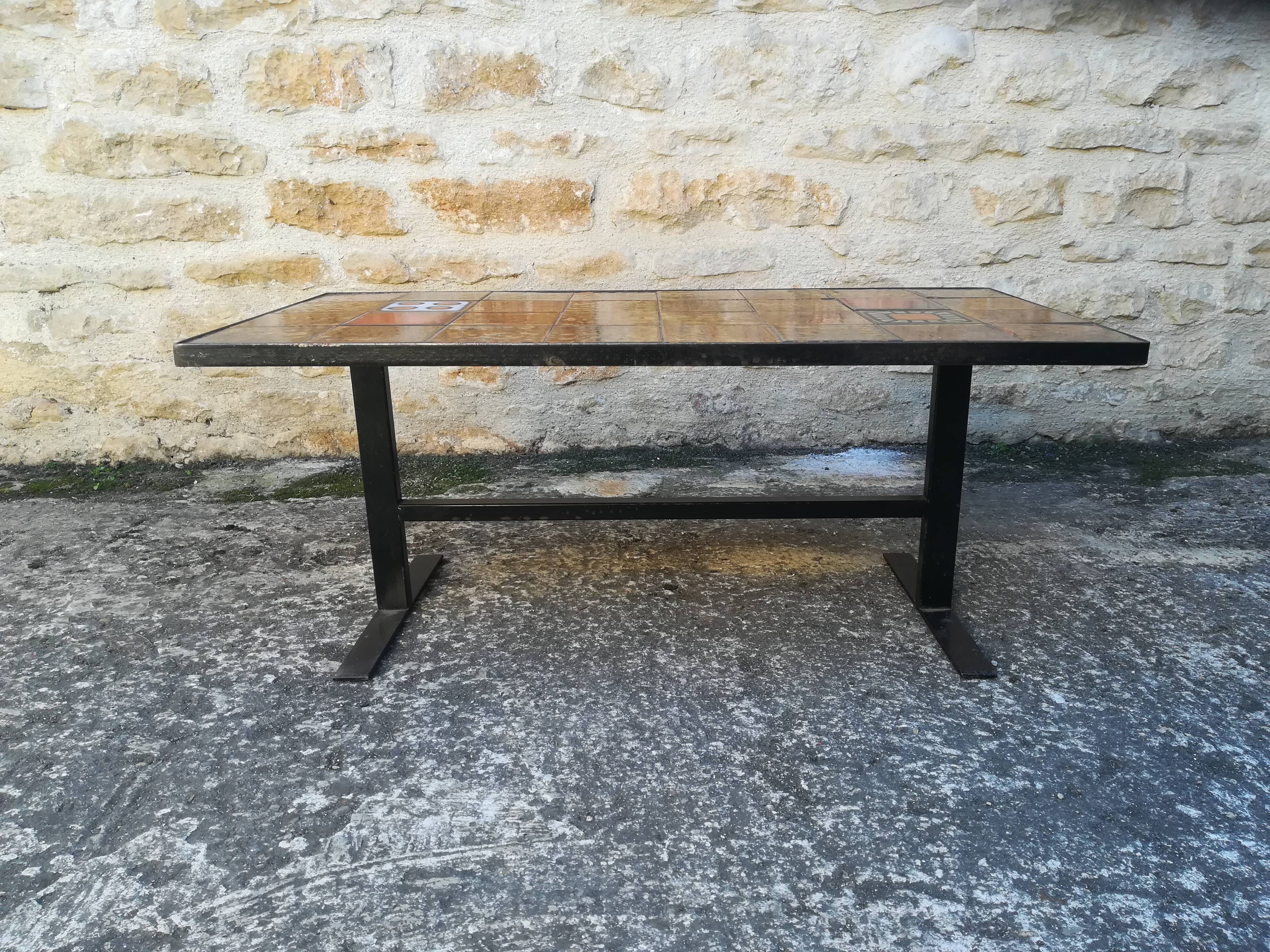 Ceramic coffee table