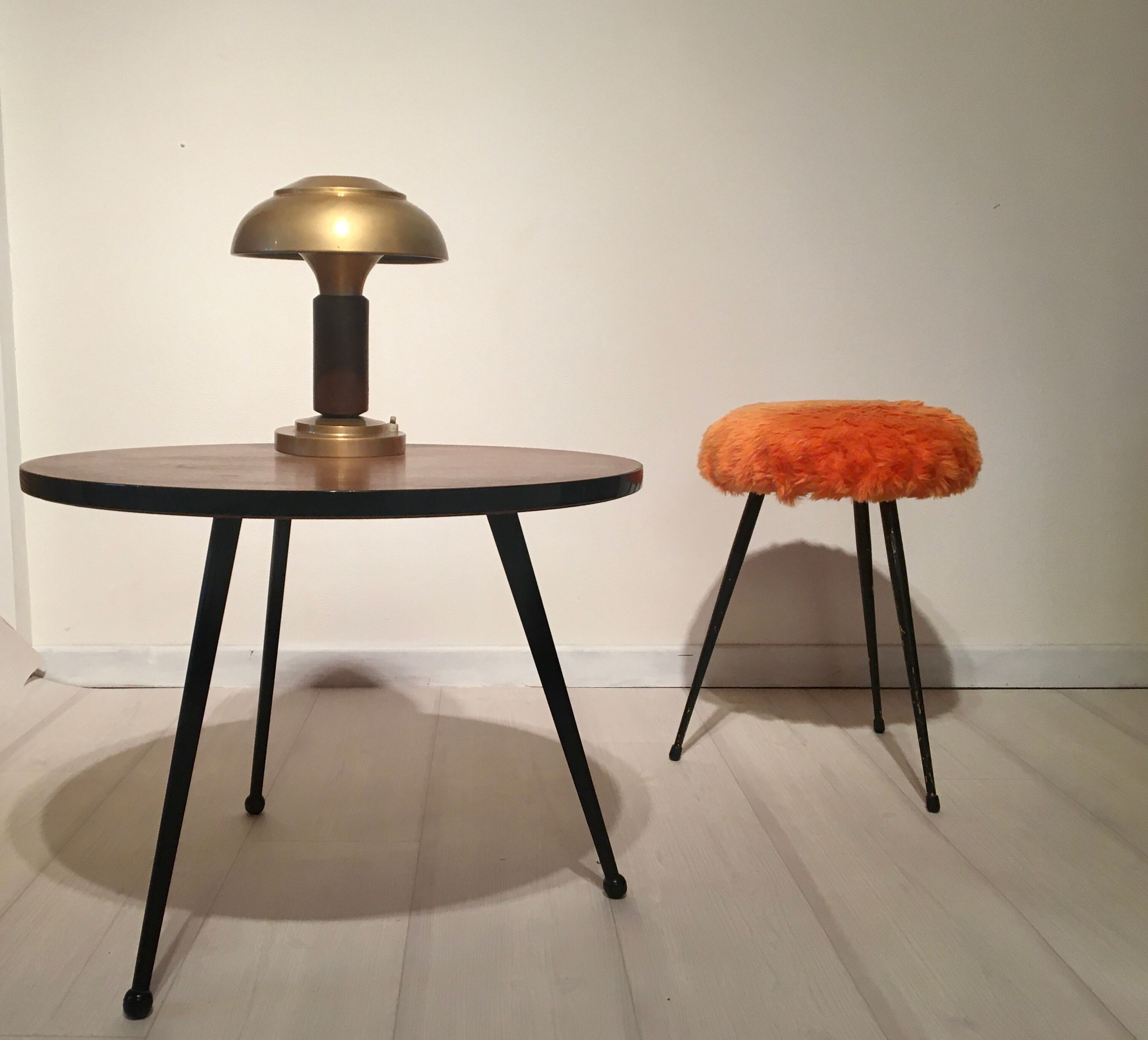 Tripod 50s coffee table