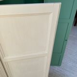White and green cutter cabinet