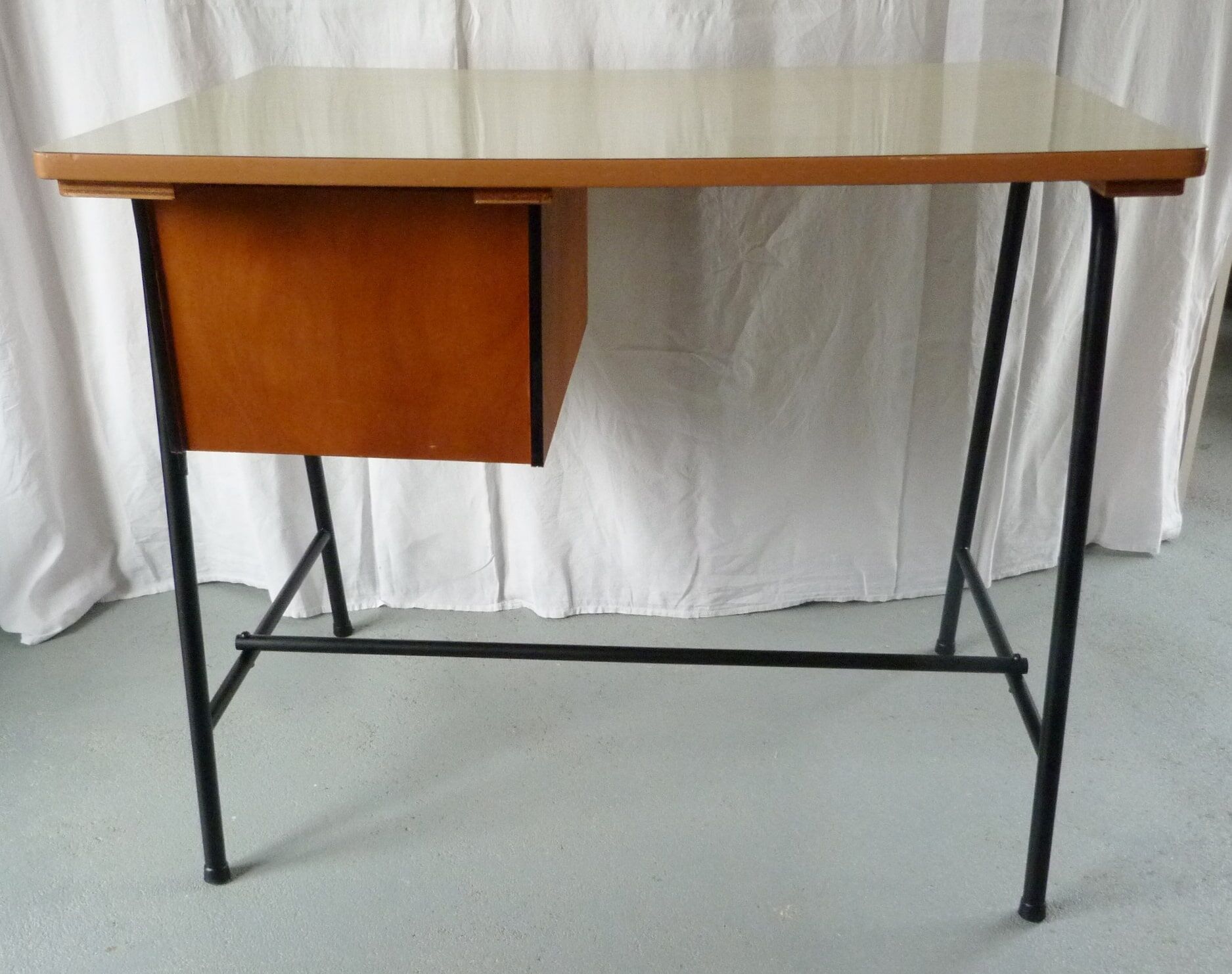 Modernist office 60s