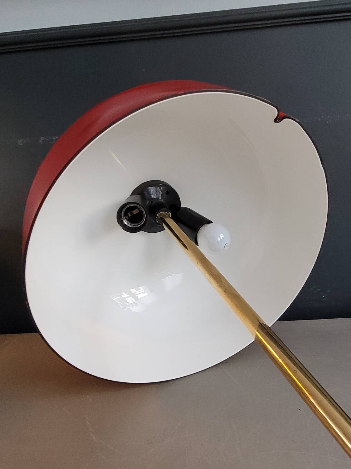 Vintage table lamp with bell shade and brass base