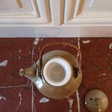Ceramic teapot with filter