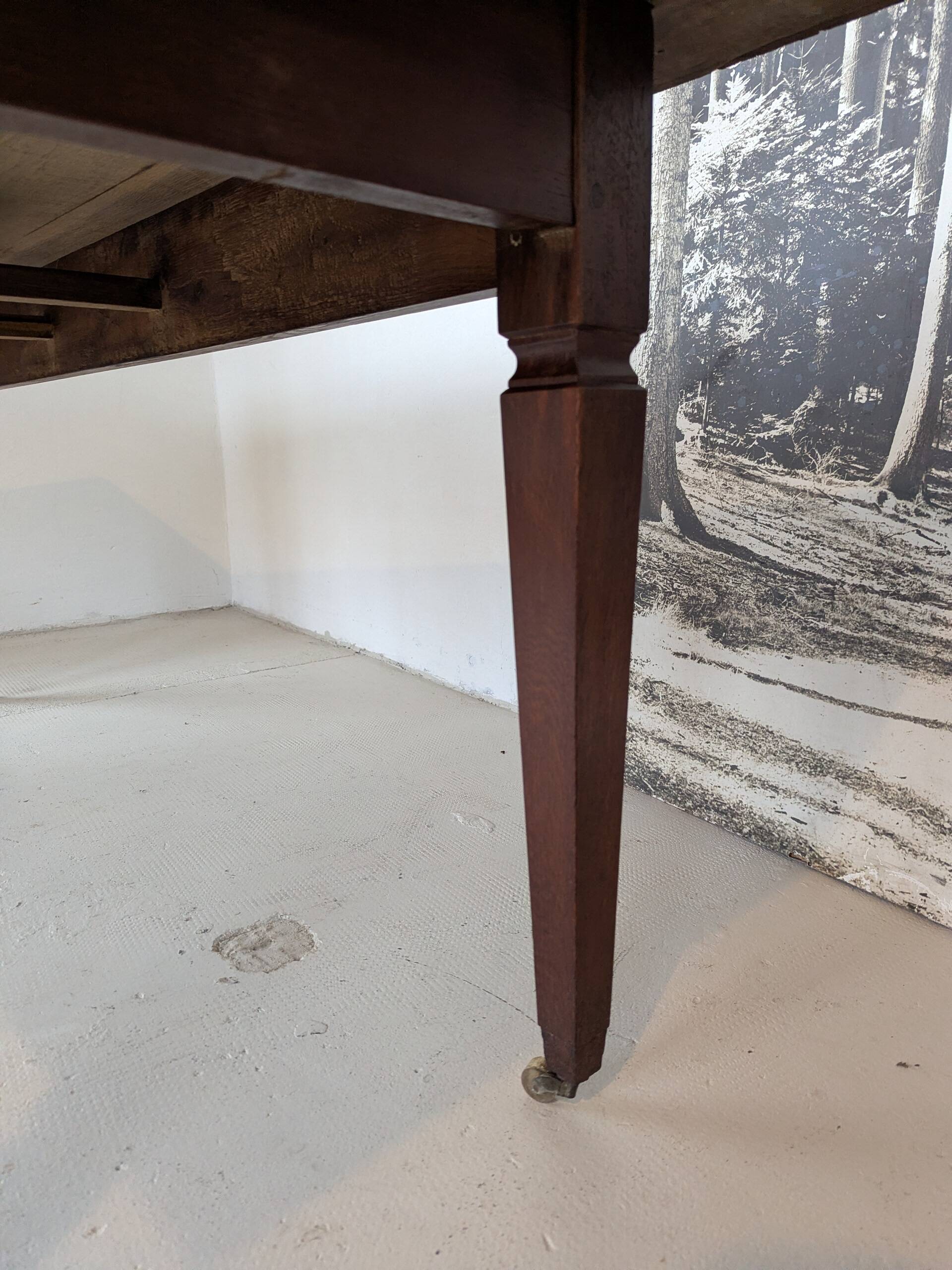 Campaign table in solid oak, Directoire style.