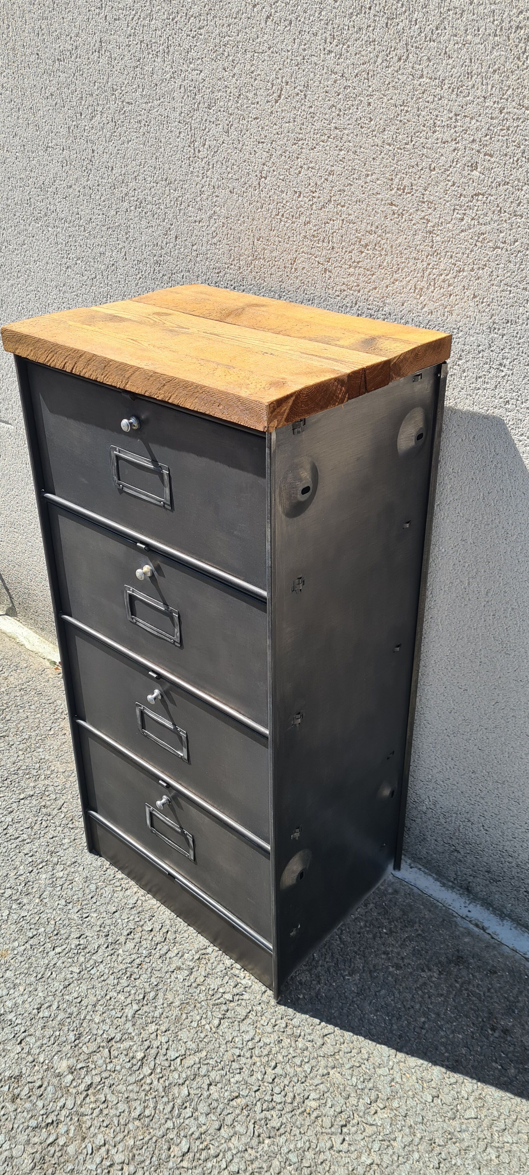 Roneo furniture