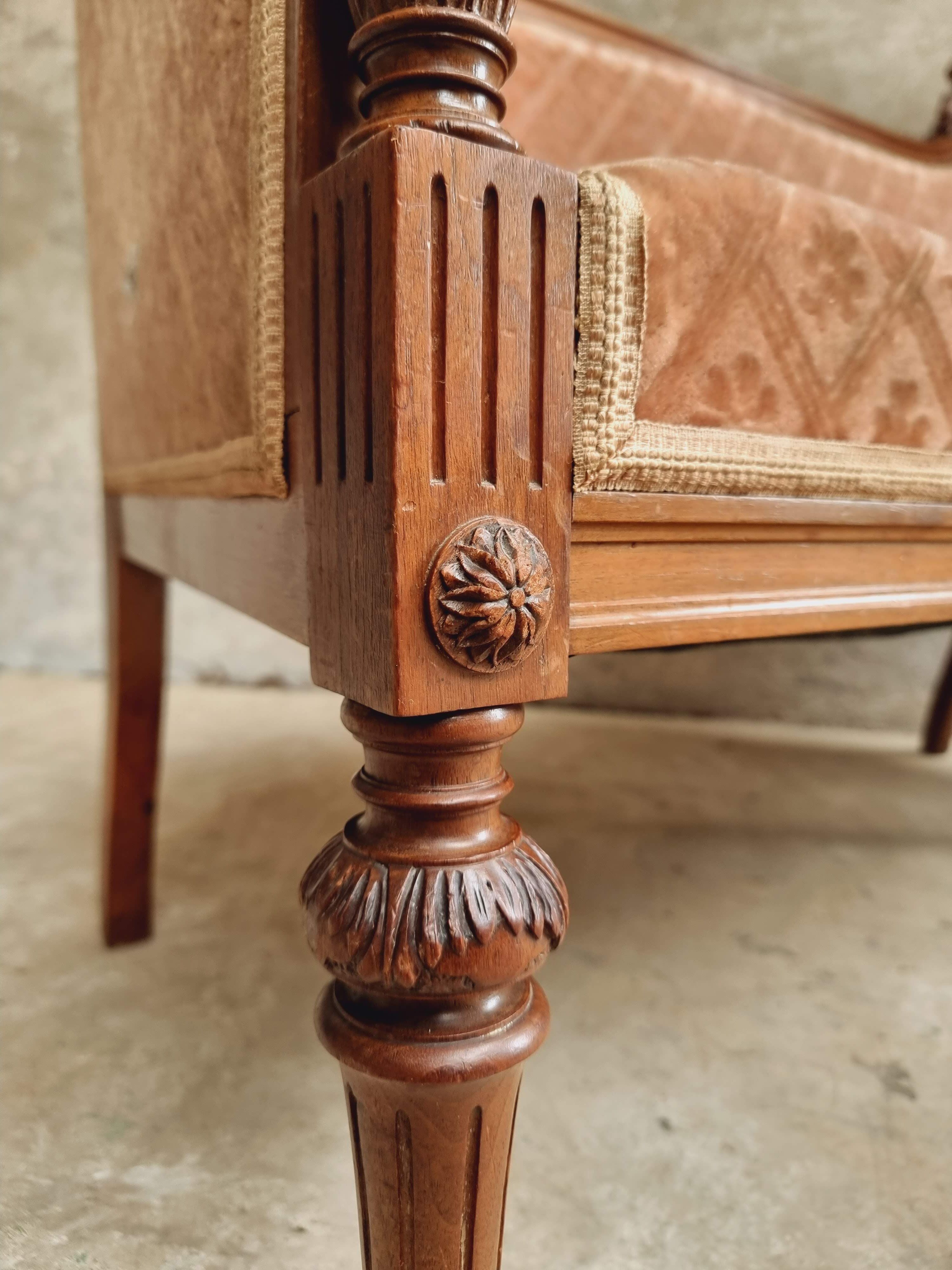 Antique sofa seat classic hall bench old pink