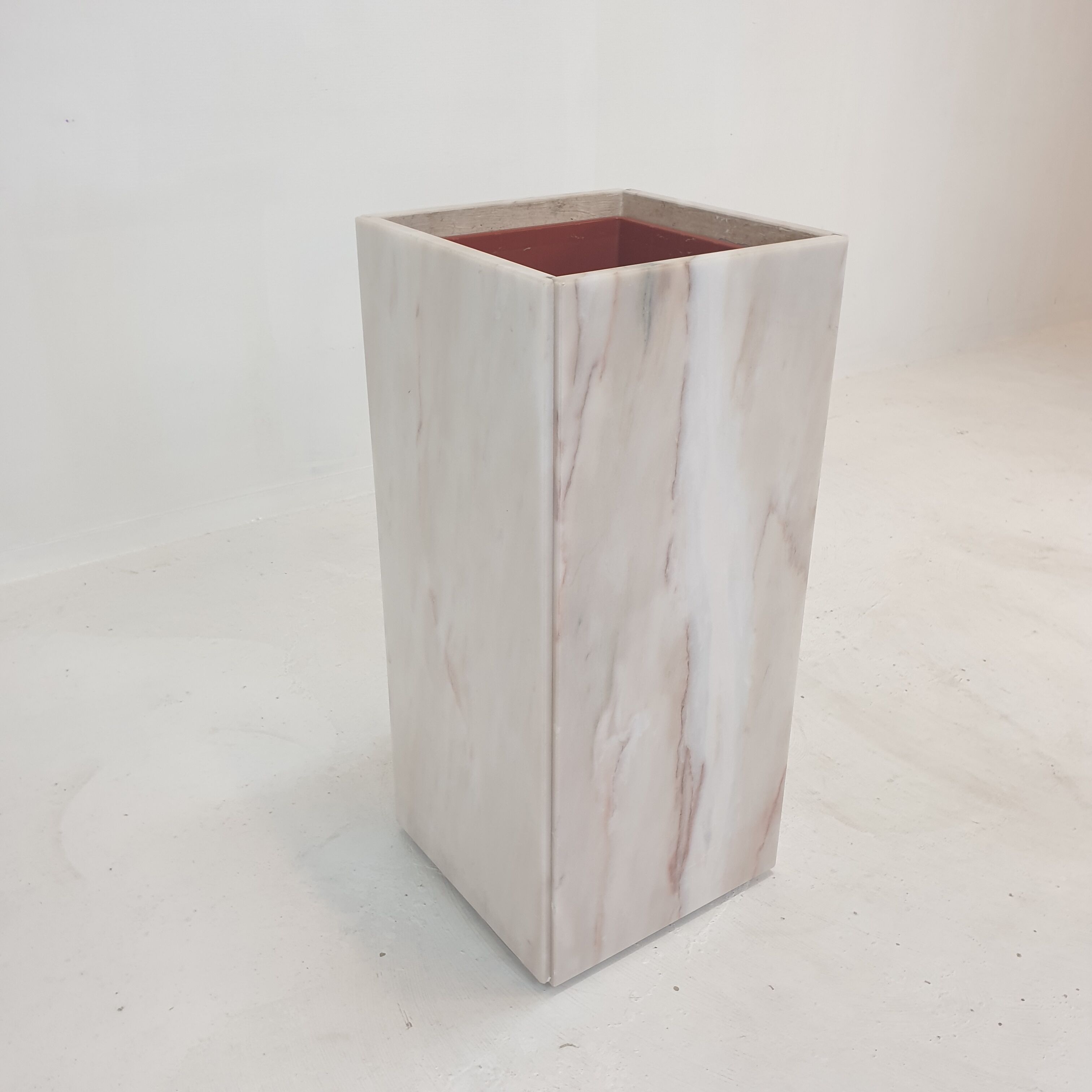 Italian marble planter or pedestal with light, 1970's