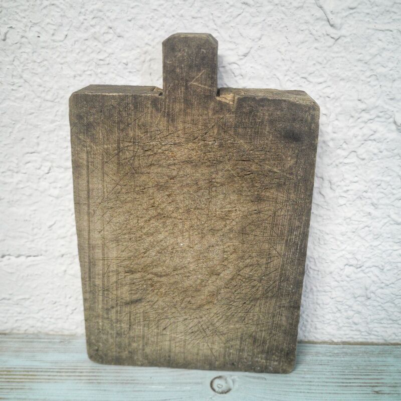 Wooden cutting board