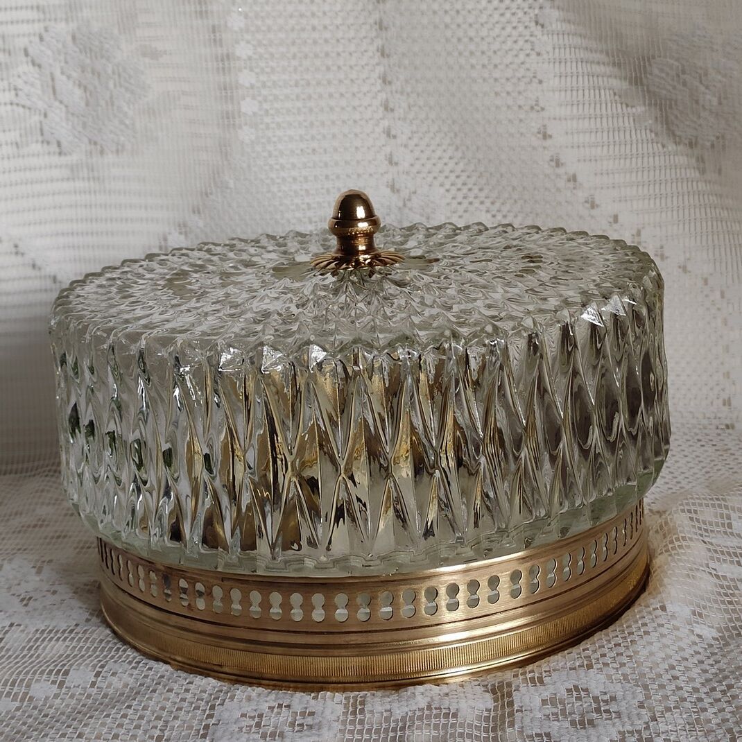 Ceiling lamp in glass and brass