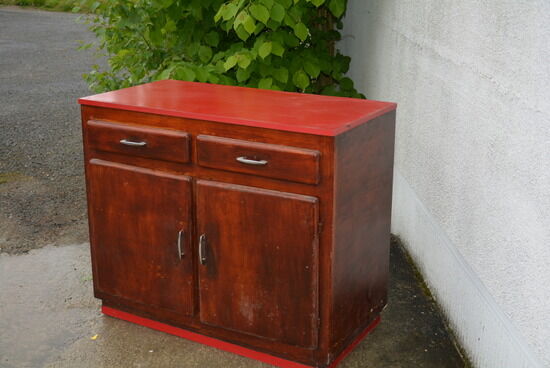 Parisian-style buffet of the 1960s