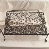 Porte revue en fer forge a la main annees 50's collector vintage