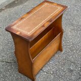 English magazine holder in wood and brown leather