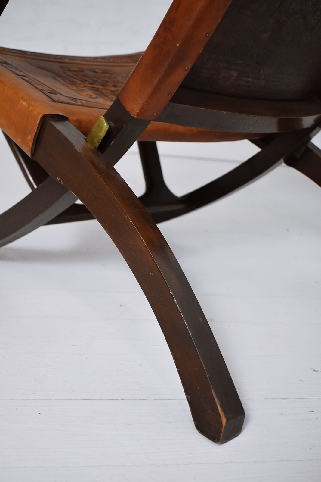 Ecuadorian wood and leather folding chair by Angel Pazmino