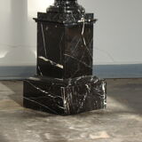 Pilier ou colonne en marbre noir