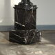 Pilier ou colonne en marbre noir
