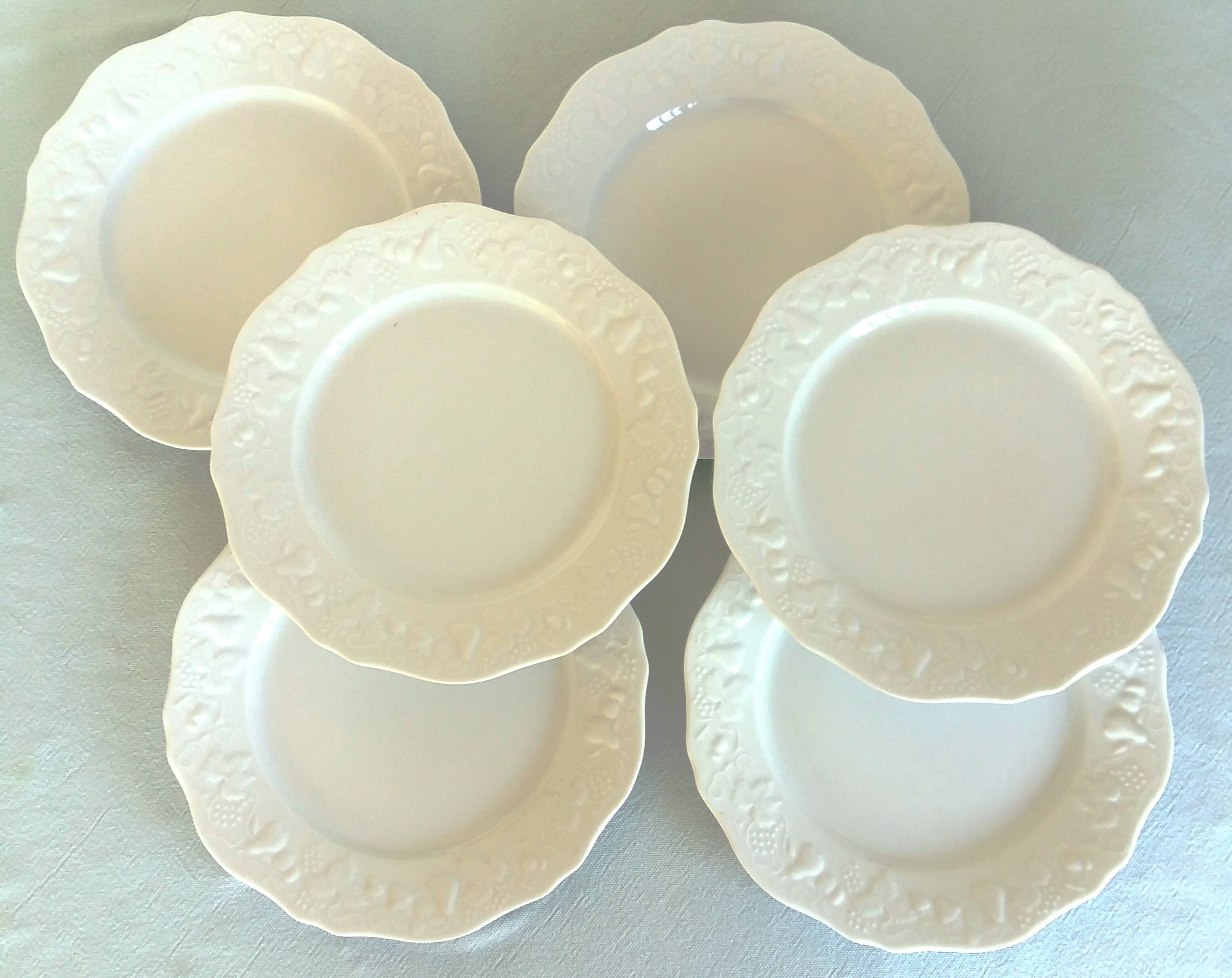 SIX Limoges Dinner Plates.  White Limoges Porcelain Plates.