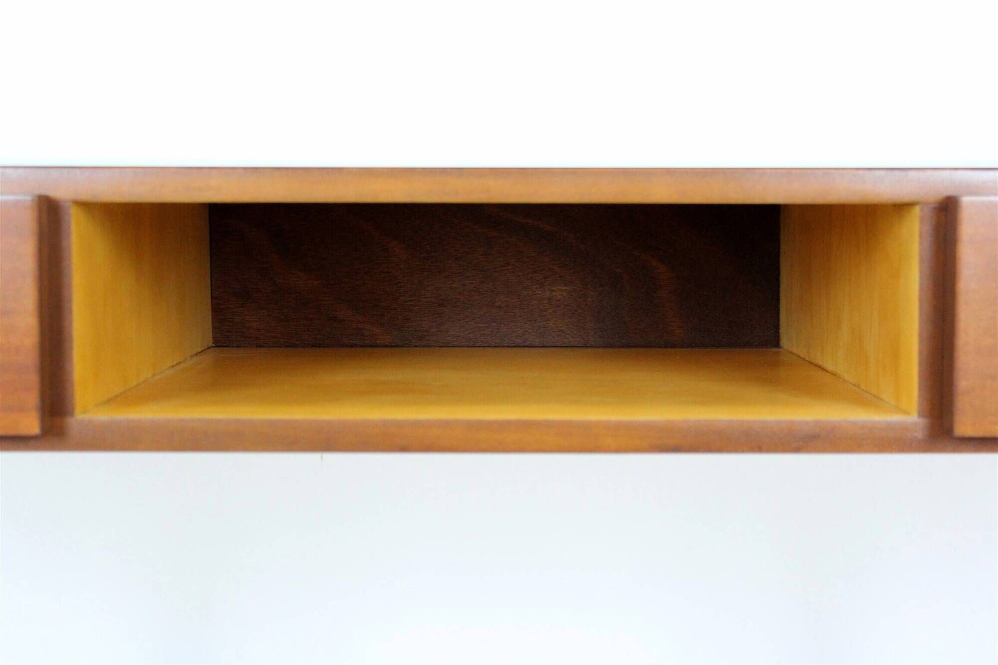Bureau restauré du milieu du siècle par Up Zavody, années 1960