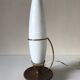 Lampe tripode teck et opaline vintage 1960