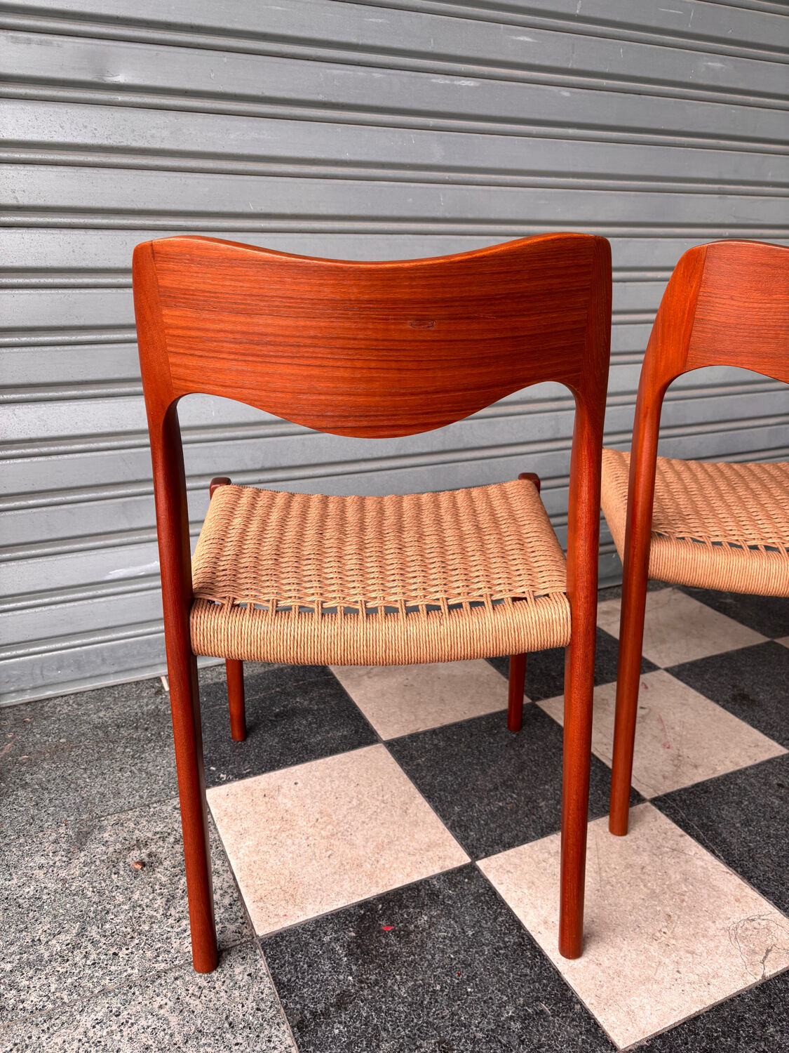 Set of 4 Møller 71 chairs