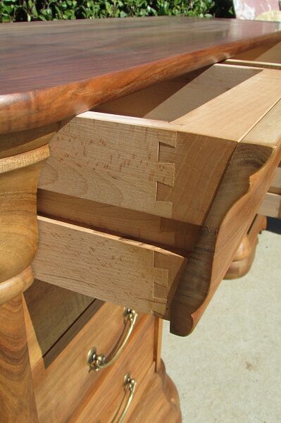 Minister in solid walnut desk