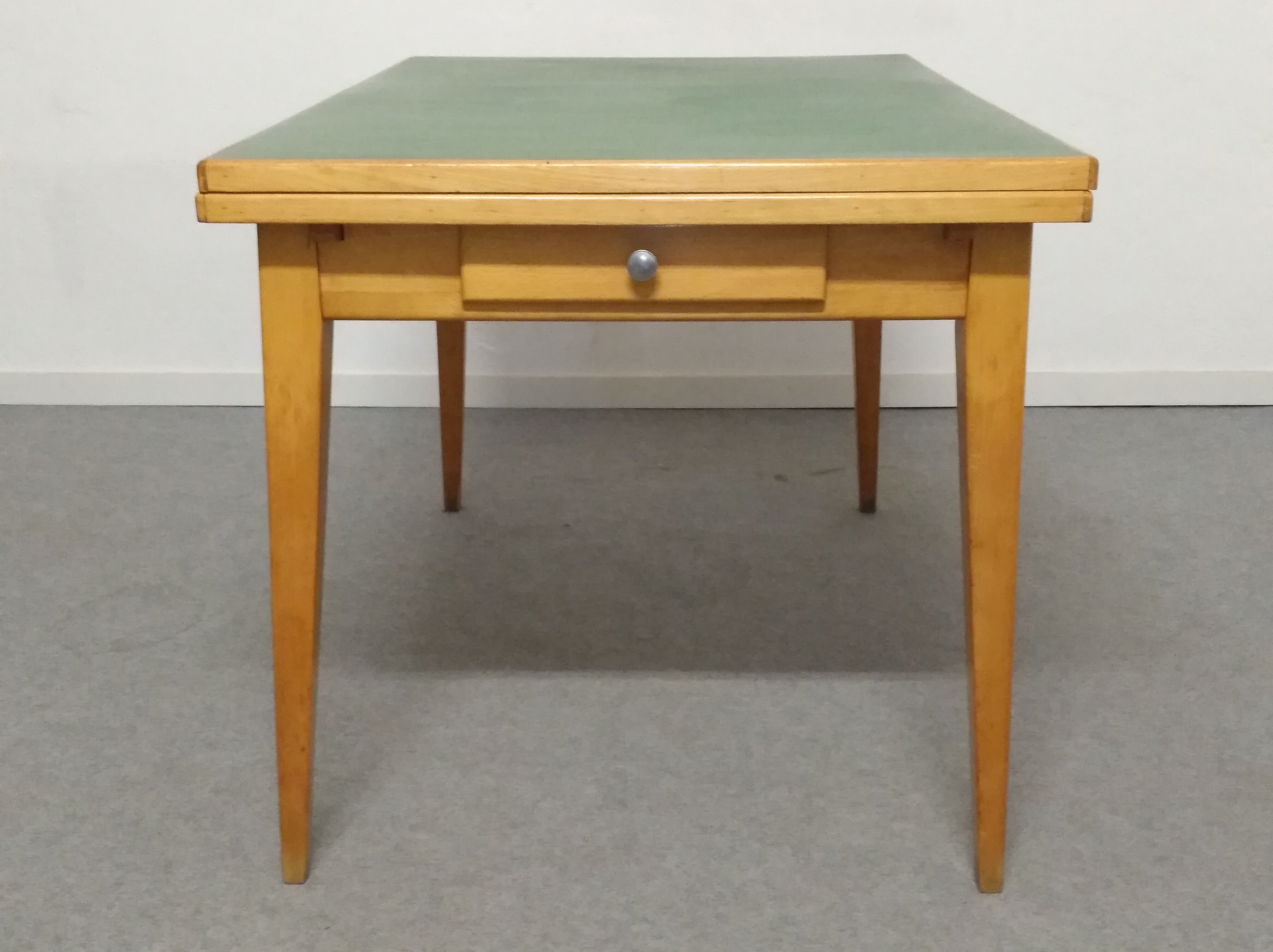 Kitchen table of the 50s/60s