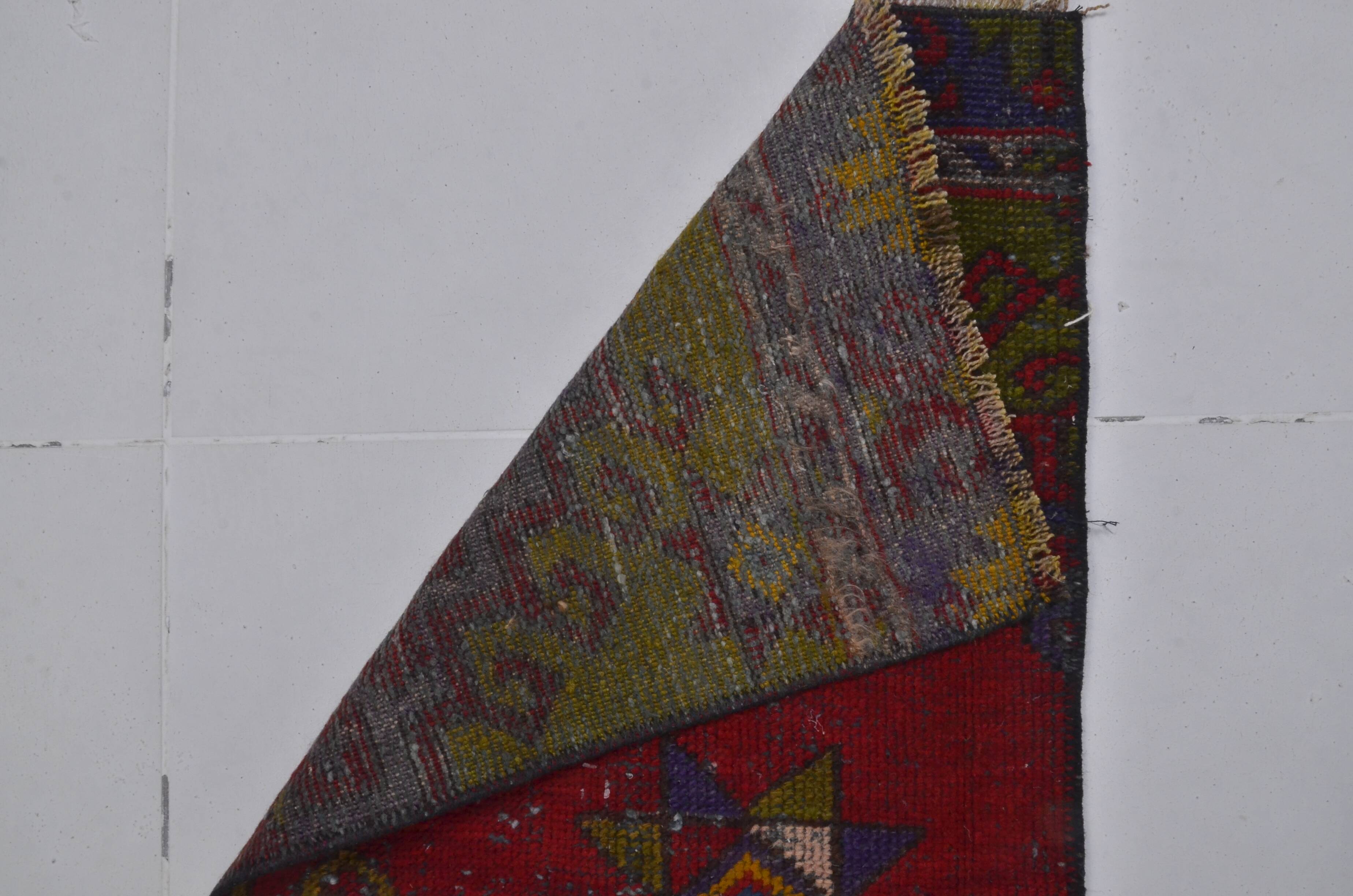 Small Antique Vintage Carpet sku 3983