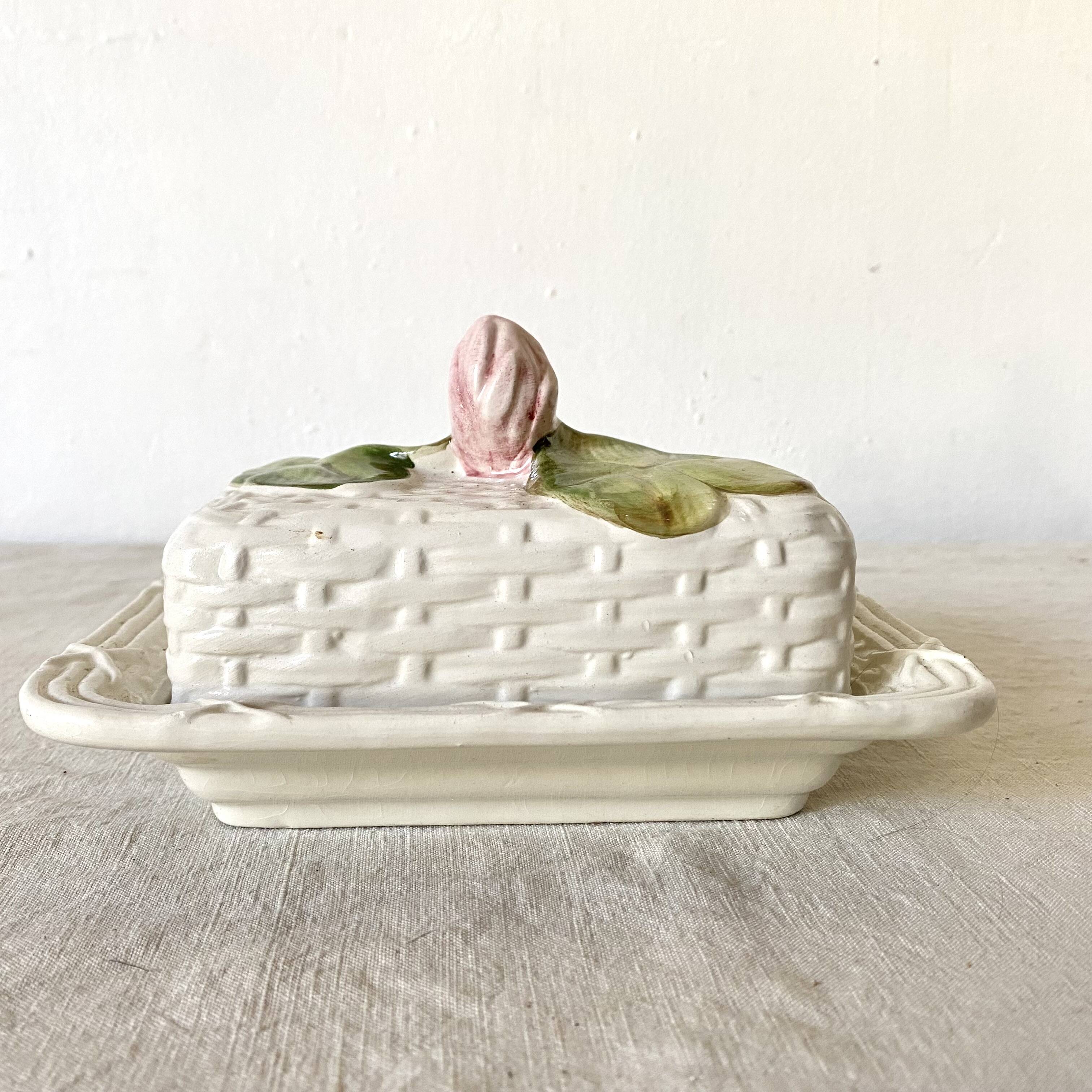 Slush butter dish, water lily