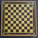 Games of small horses