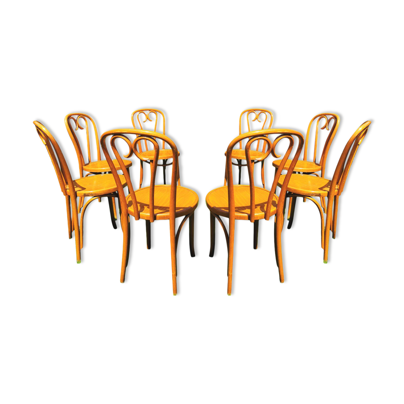 8 chaises bistrot