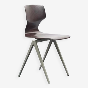 Chaise Galvanitas s19 réédition ébène vert