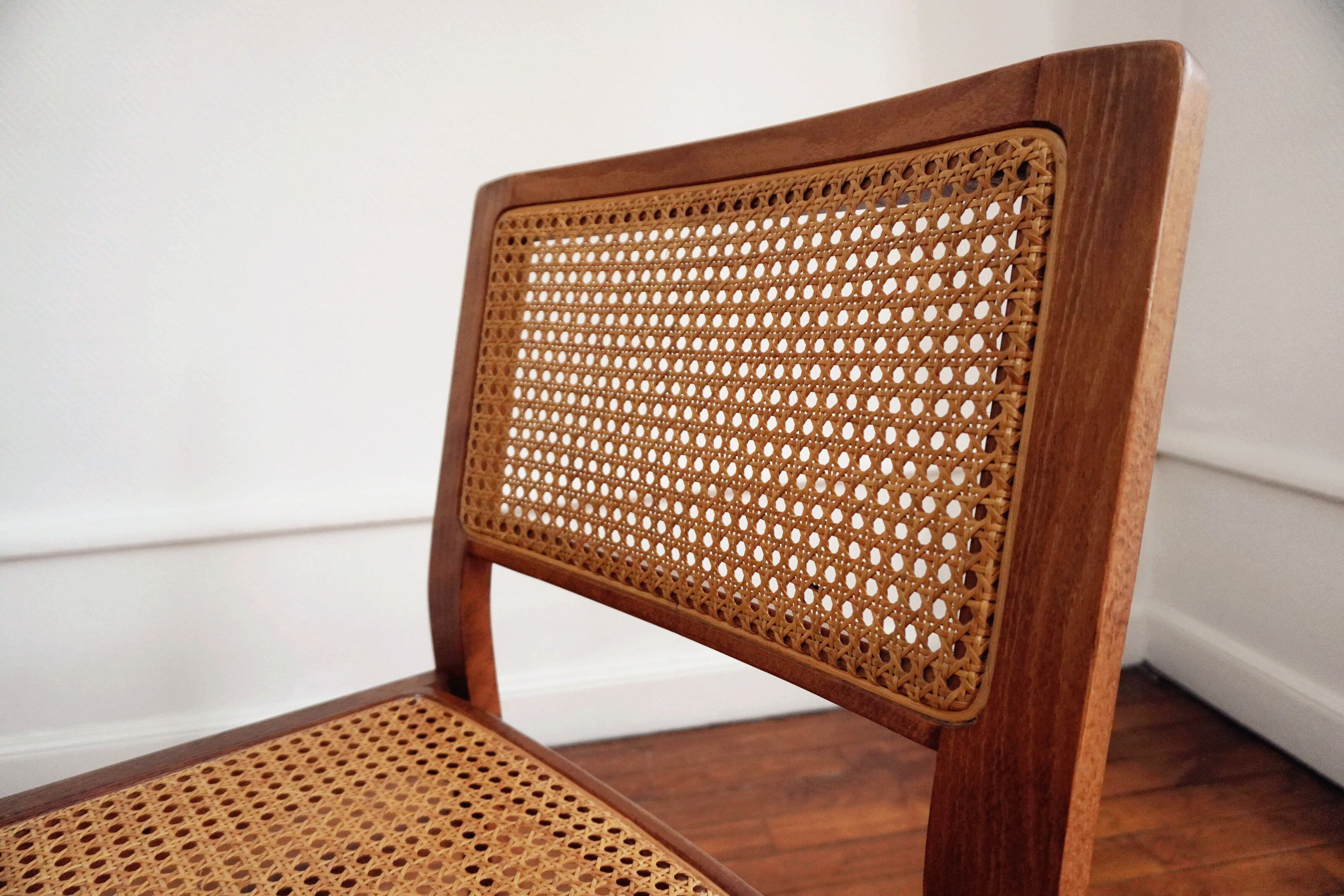 Suite of 4 Baumann chairs