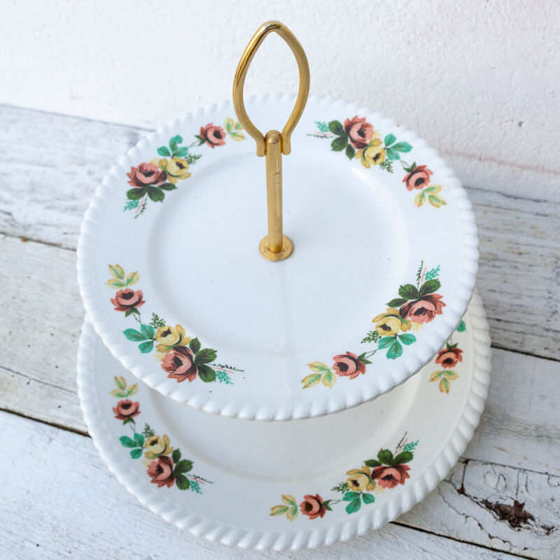 Servant display cakes Lunéville