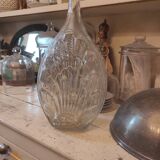 Bouteille en verre moulé