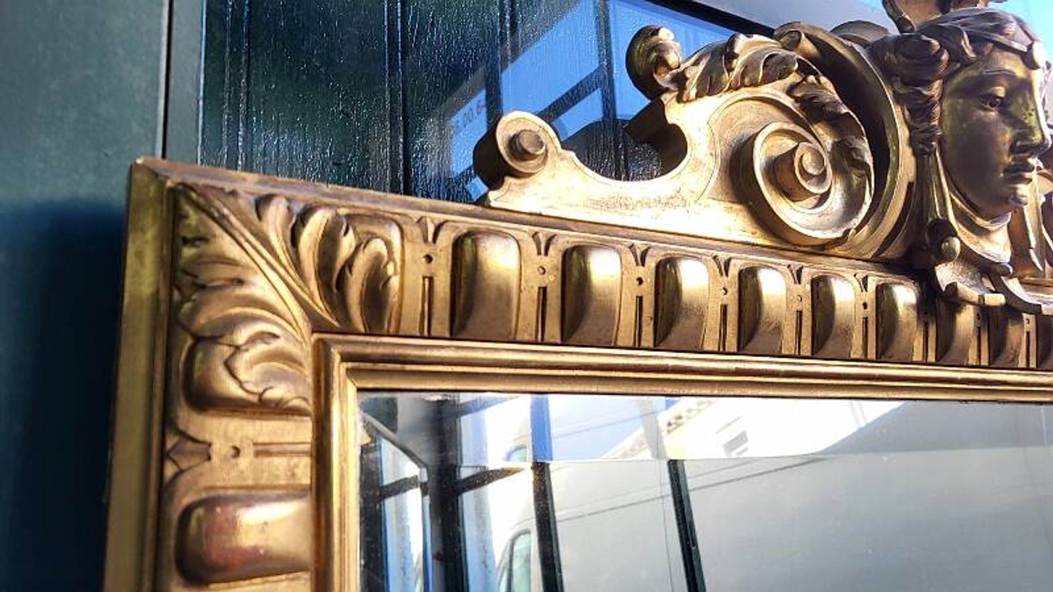LARGE GOLDEN BEVELLED MIRROR WITH HEAD REF JE